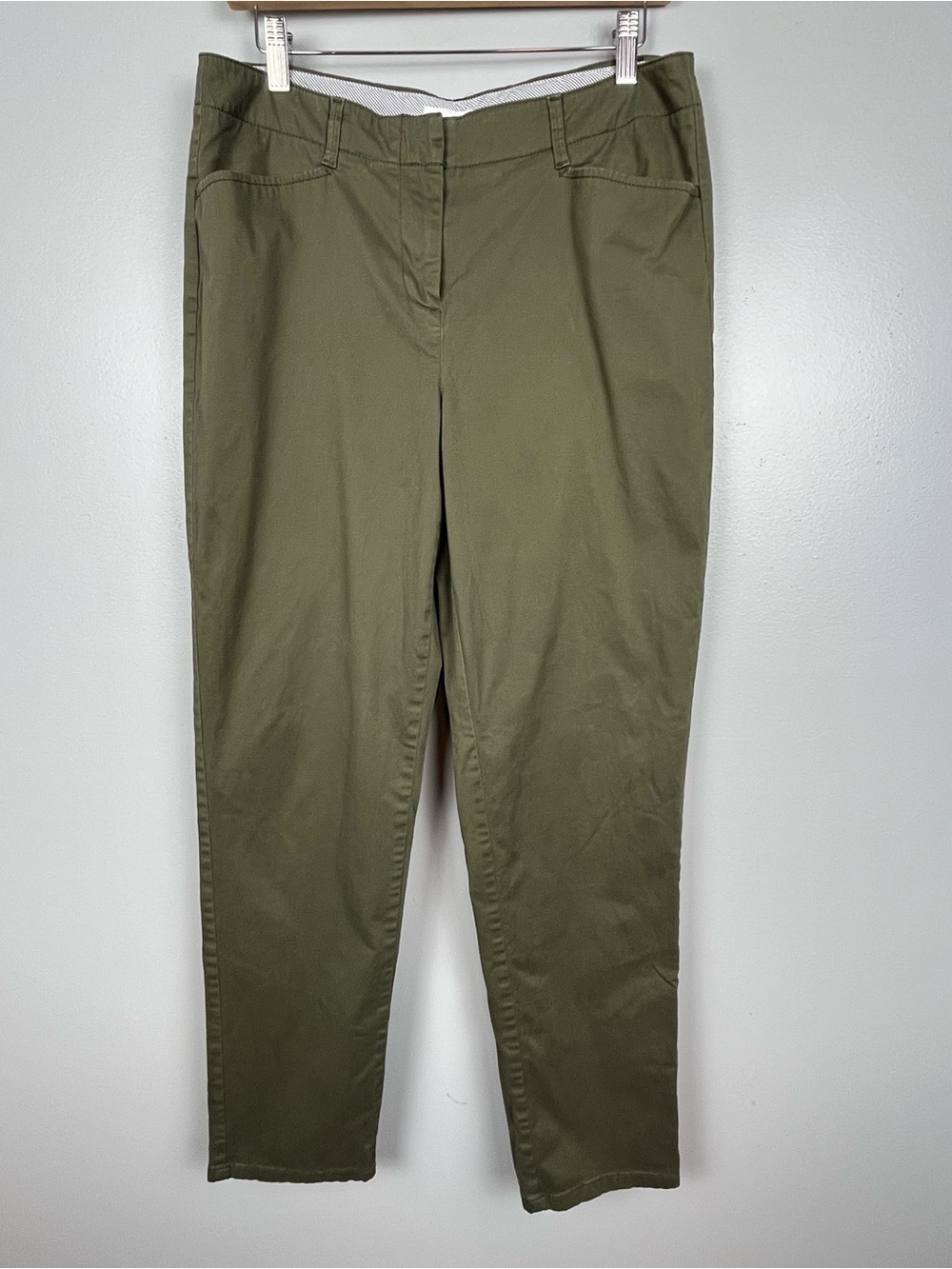 J.Jill olive green live-in chino cotton rayon spandex pants, 10 tall.
